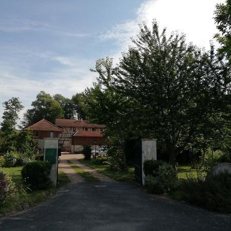 Moulin Du Ruet - Chambres D'Hotes Saint-Amand-sur-Fion Exterior foto